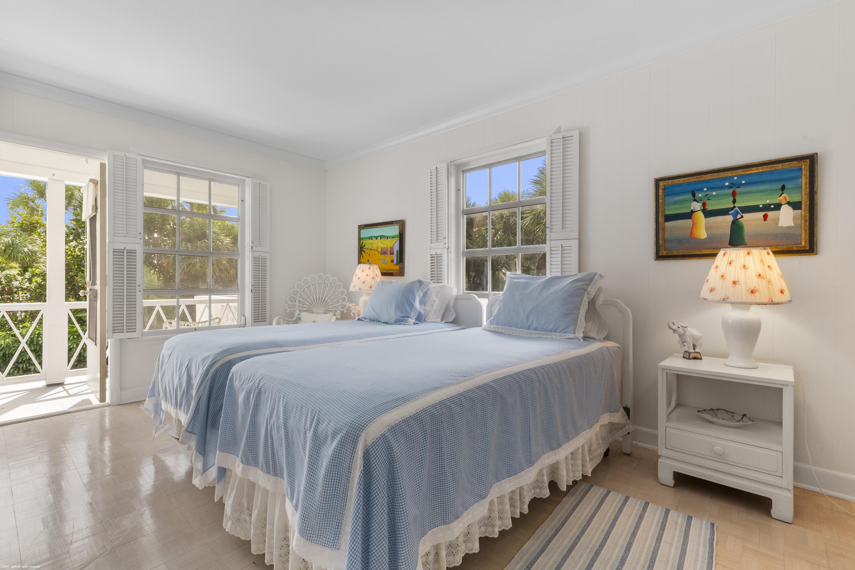 128 S Beach Road