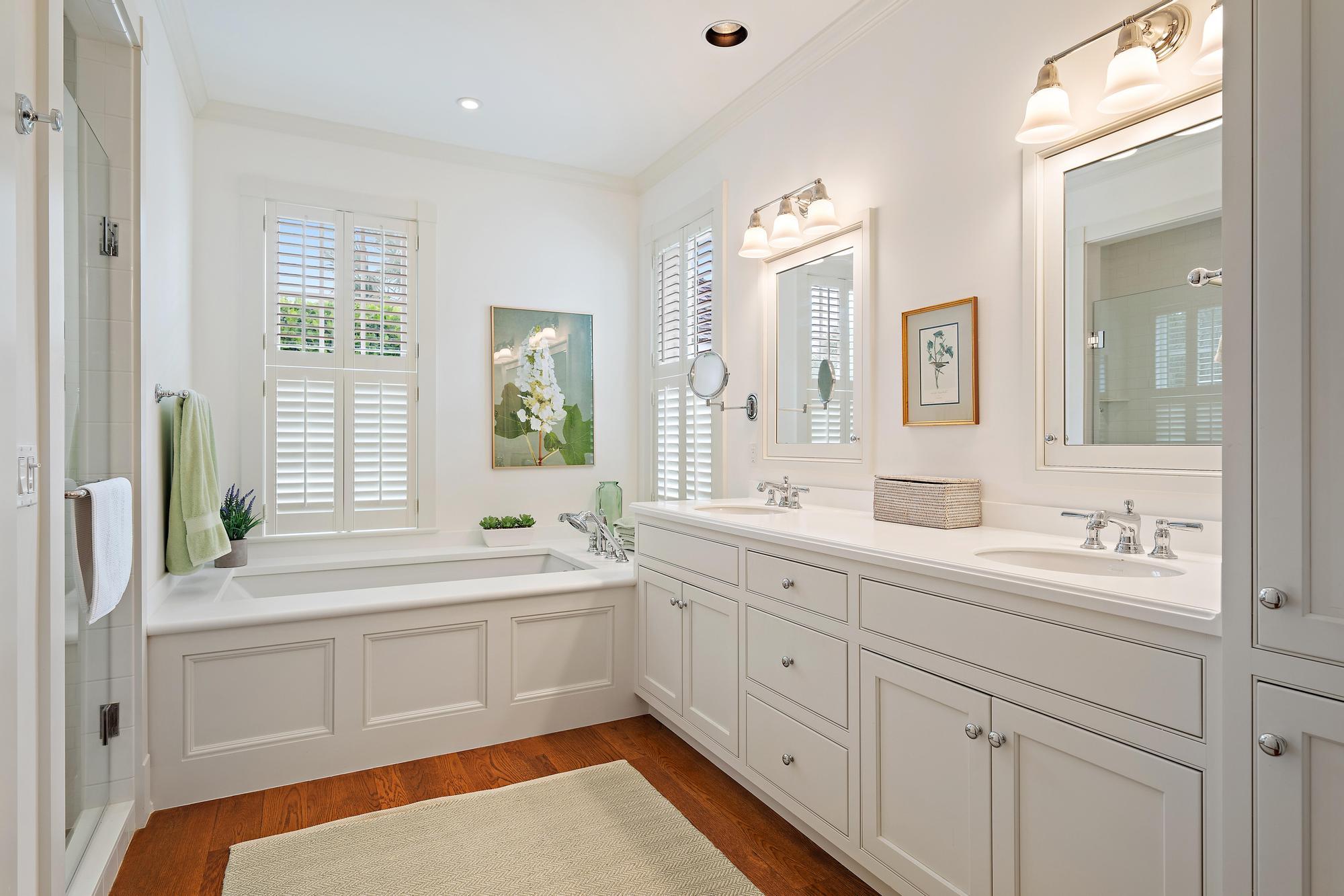 11726 SE Laurel Lane