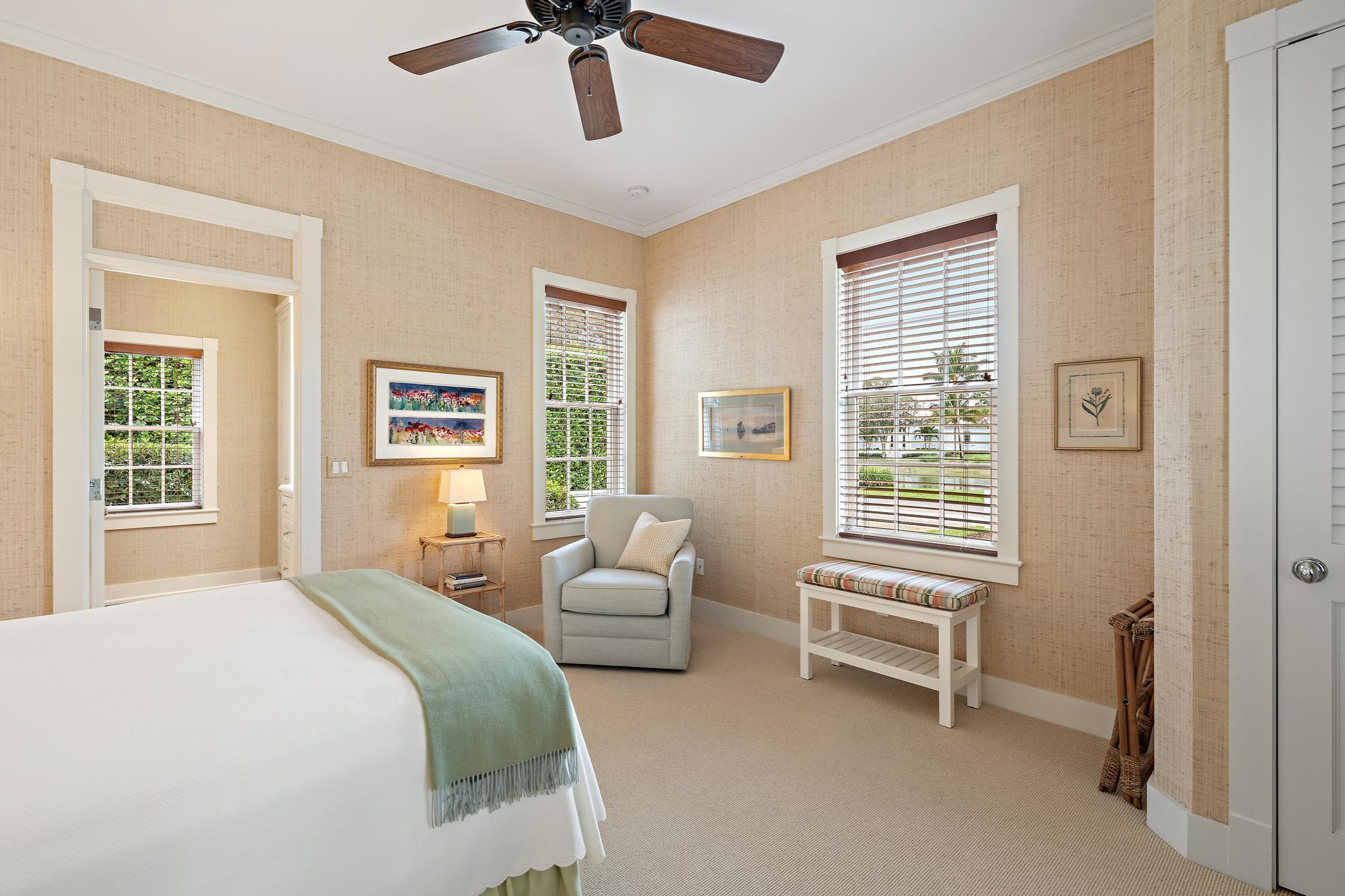 11726 SE Laurel Lane