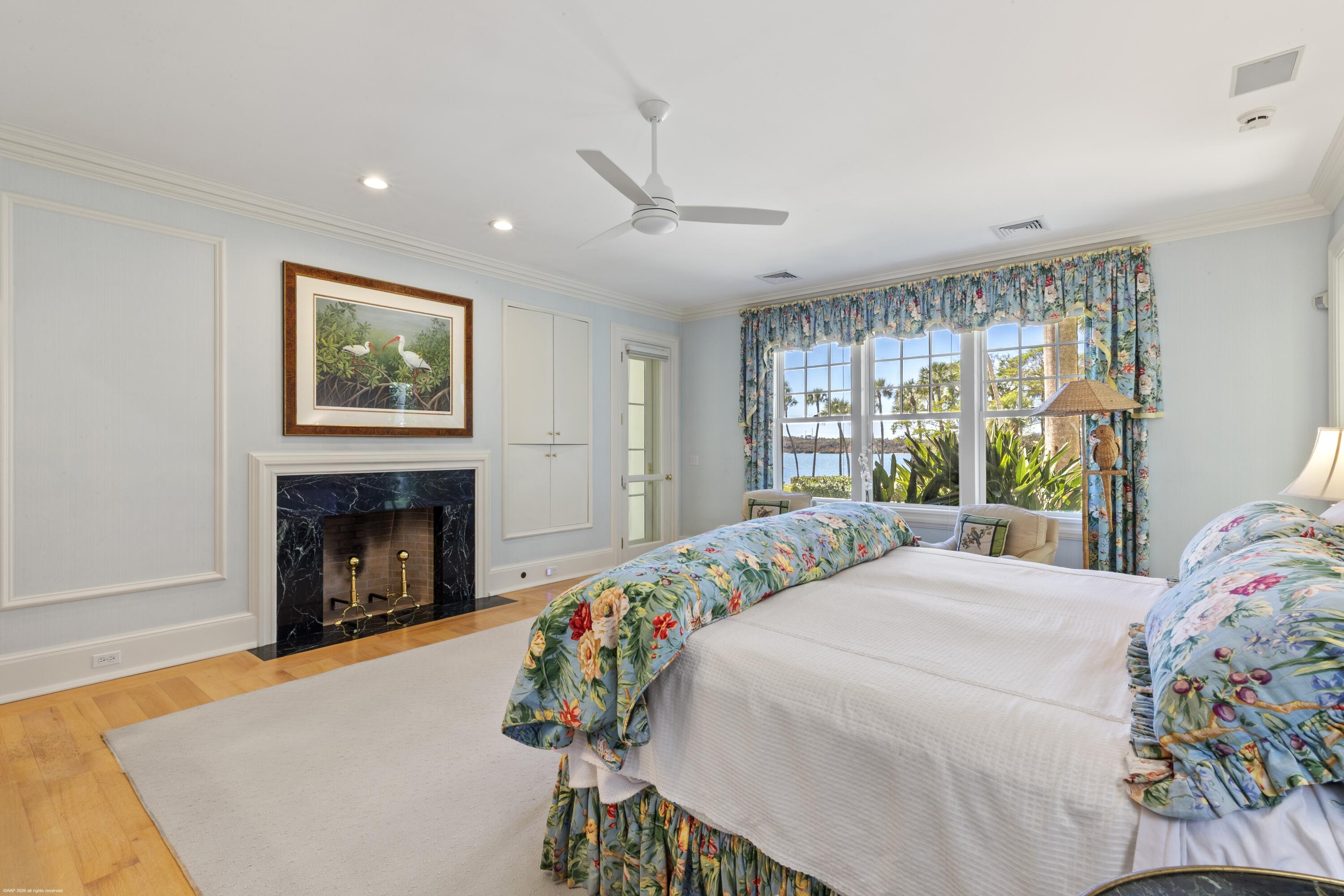228 S Beach Road