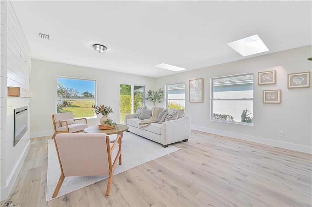 20844 Country Barn DR