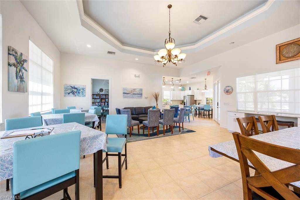 11015 Sea Tropic LN