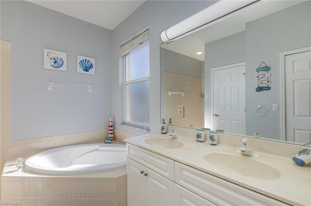 532 W Archer PKWY