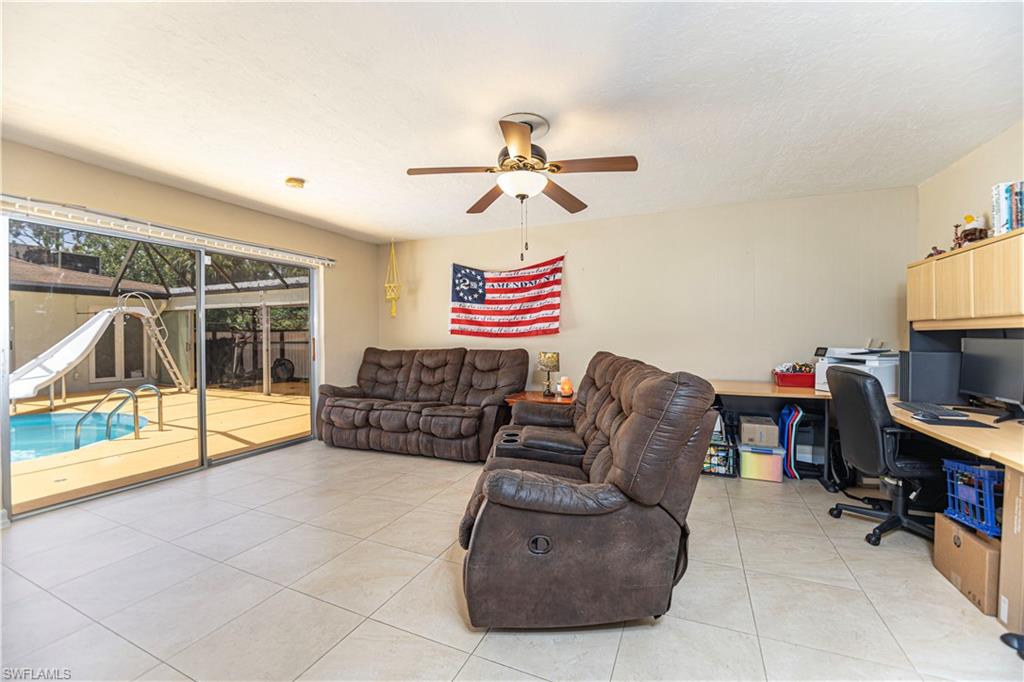339 Delaware RD