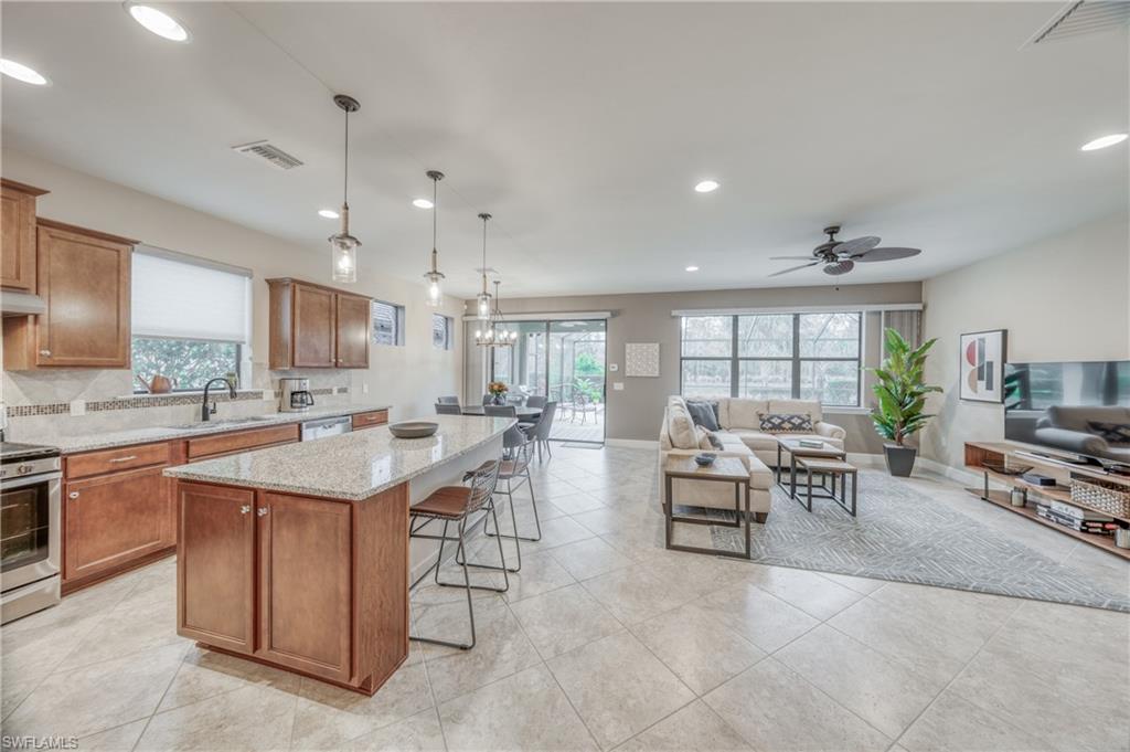 7491 Blackberry DR