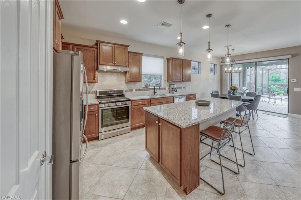 7491 Blackberry DR