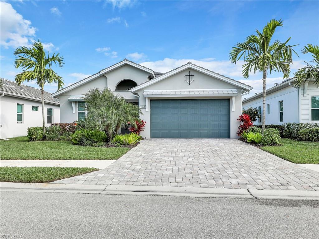 9054 Montserrat DR