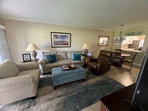 1056 Forest Lakes DR # 102 Unit: A-102