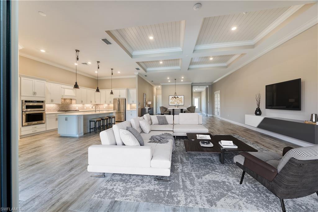 8942 Bahama Swallow WAY