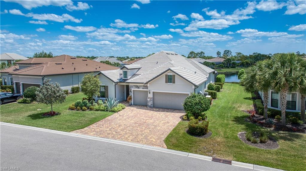 8942 Bahama Swallow WAY