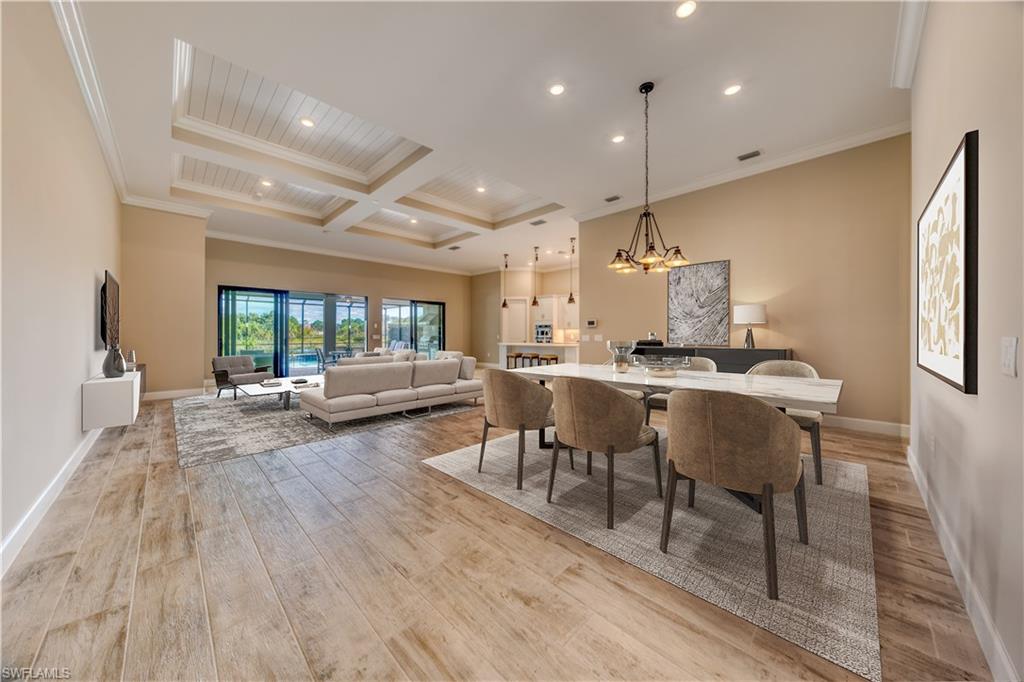 8942 Bahama Swallow WAY