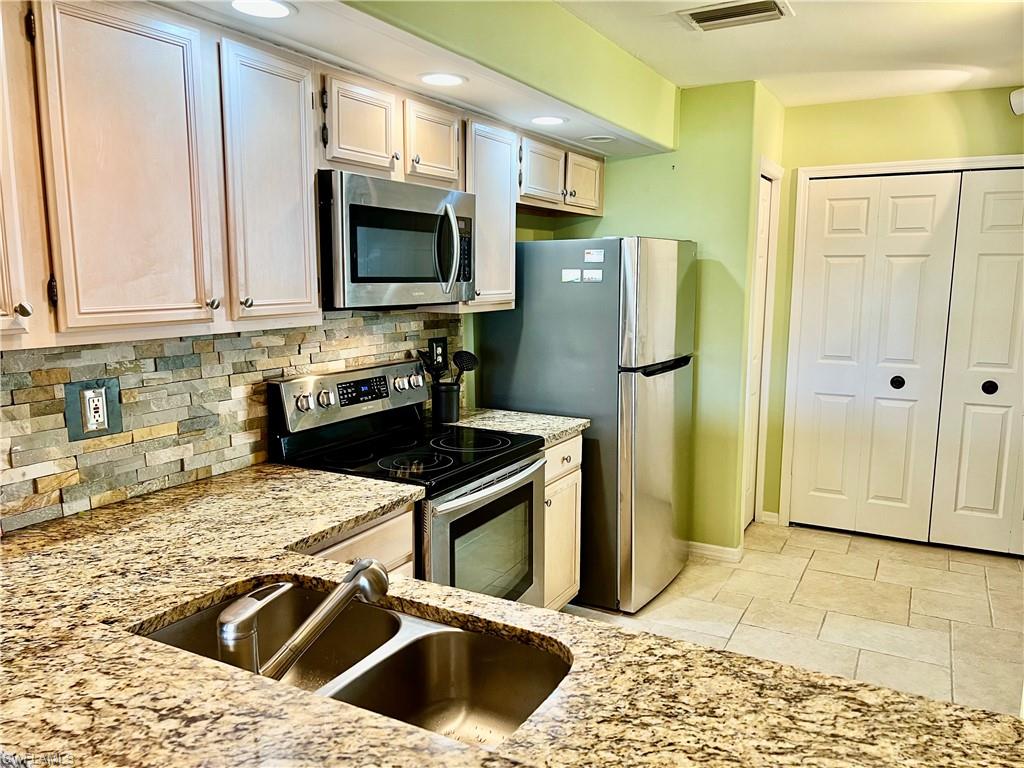 13020 Amberley CT # 303