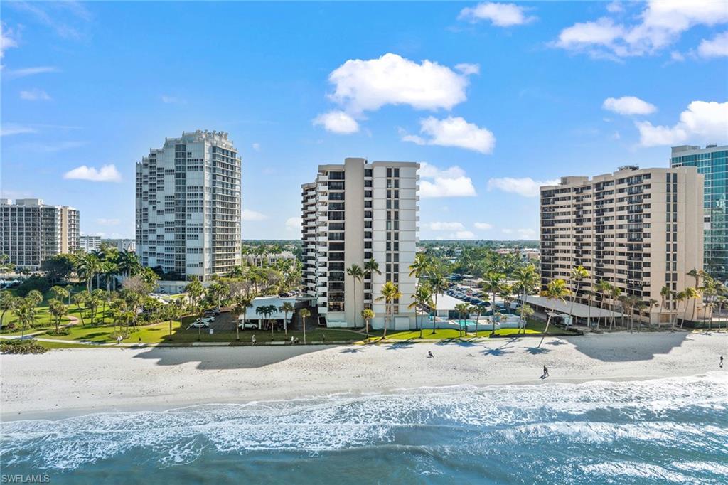 4005 Gulf Shore BLVD N # 807