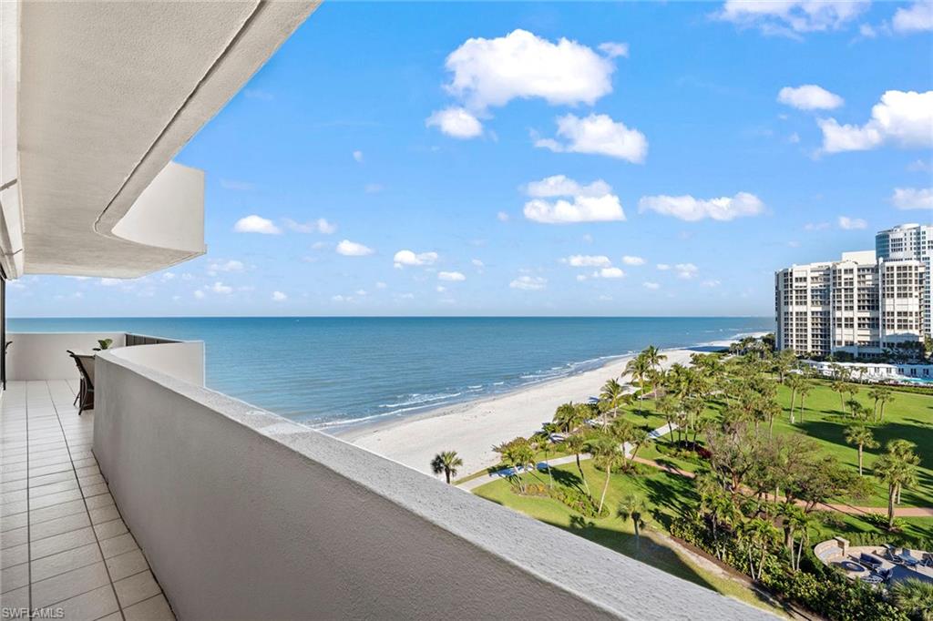 4005 Gulf Shore BLVD N # 807