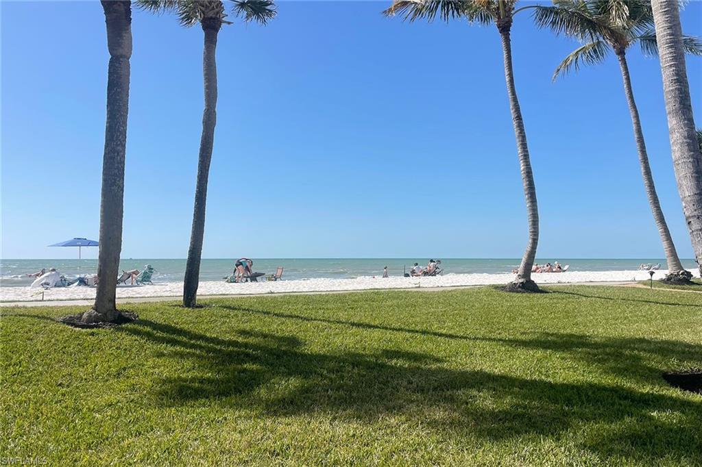 4005 Gulf Shore BLVD N # 807