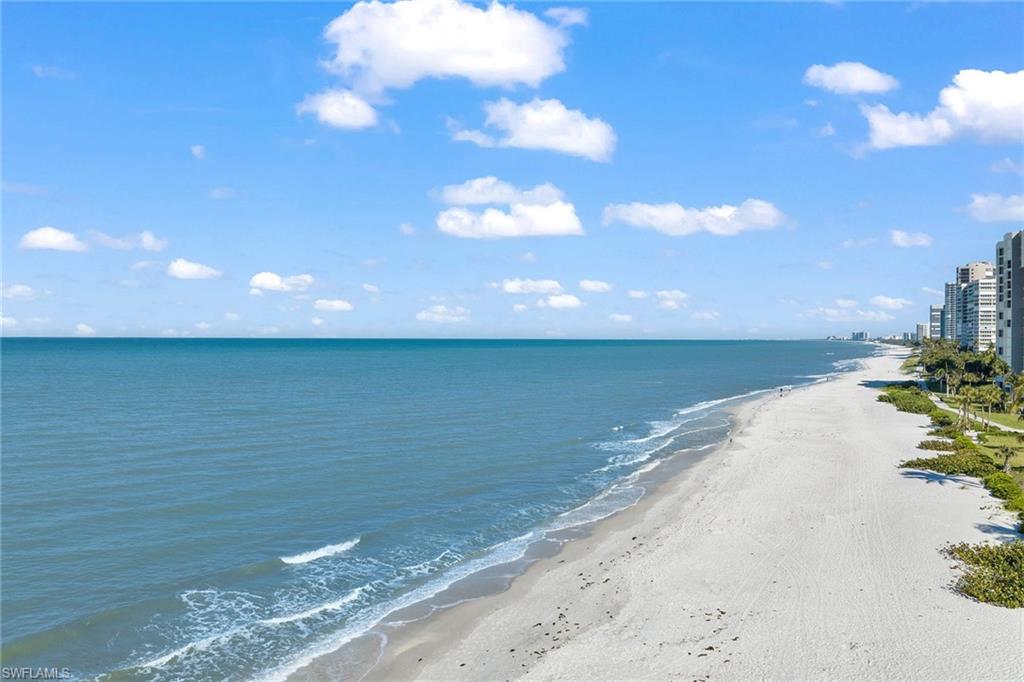 4005 Gulf Shore BLVD N # 807