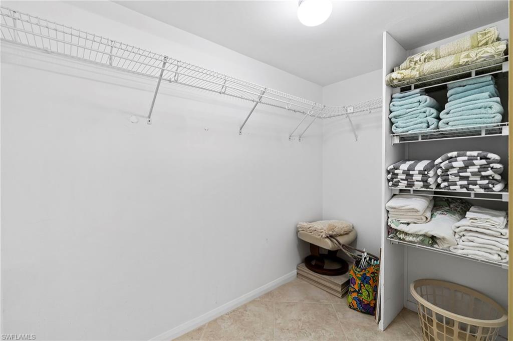 4005 Gulf Shore BLVD N # 807