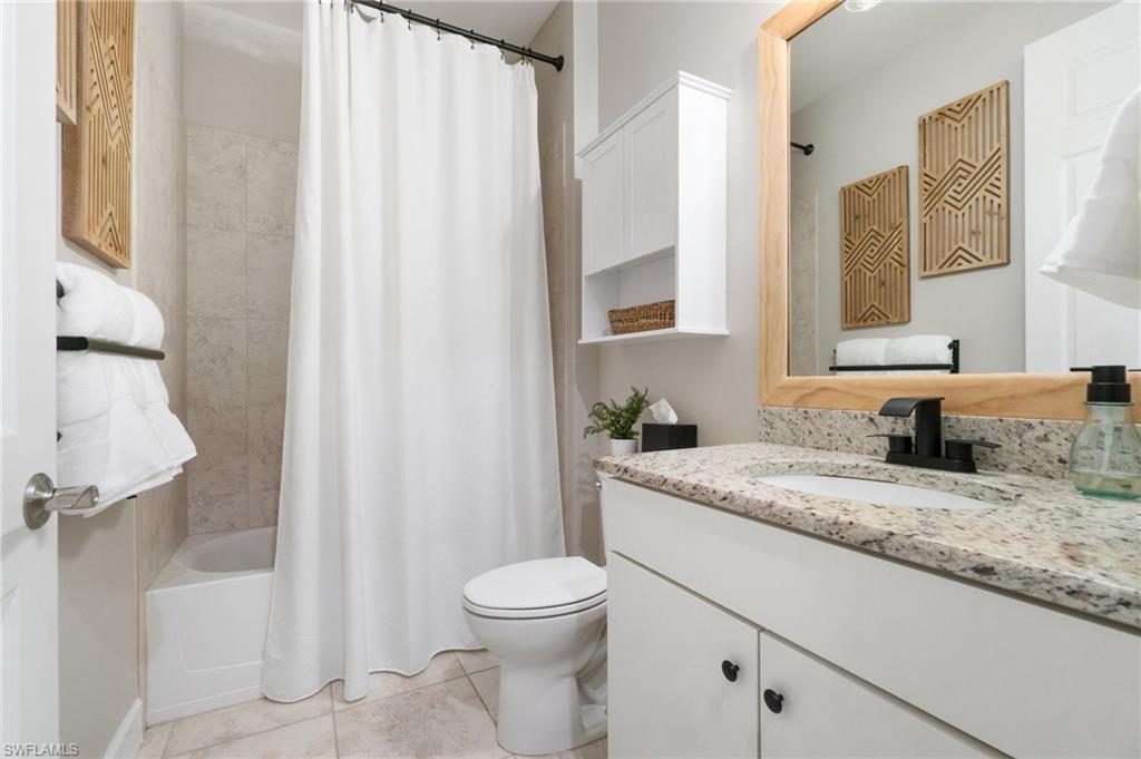 16341 Camden Lakes CIR