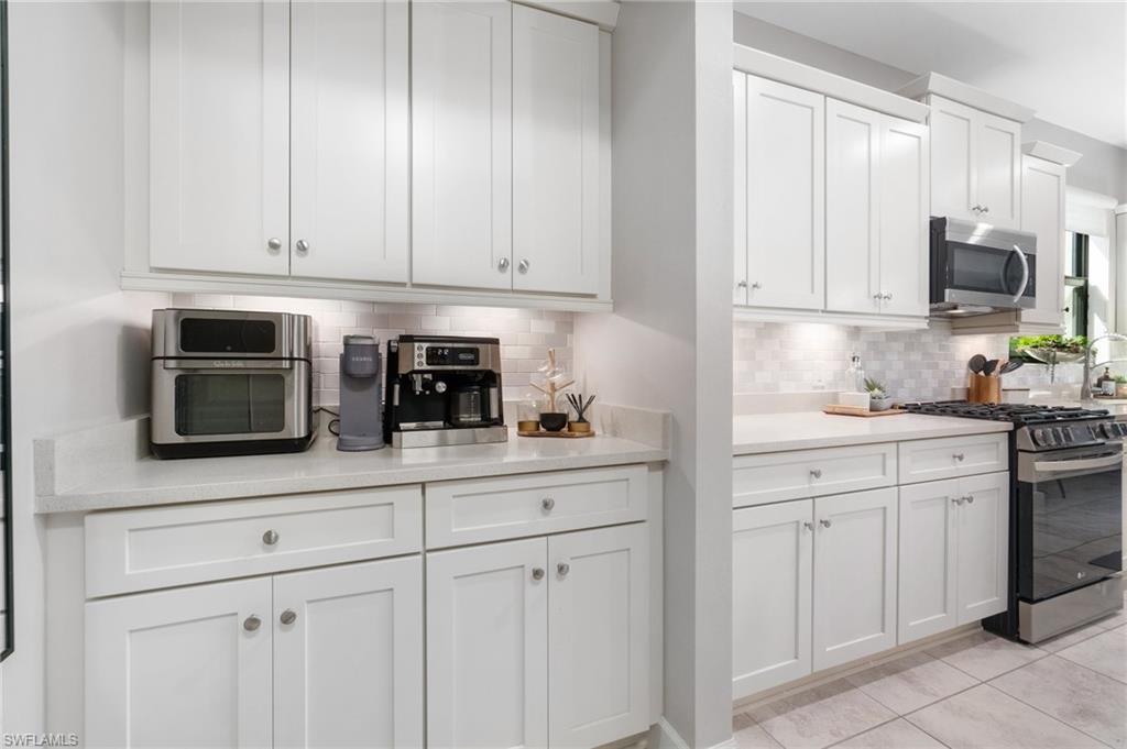 16341 Camden Lakes CIR