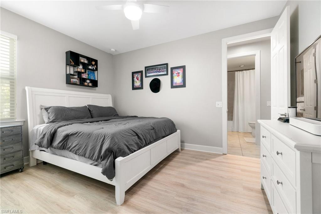 16341 Camden Lakes CIR