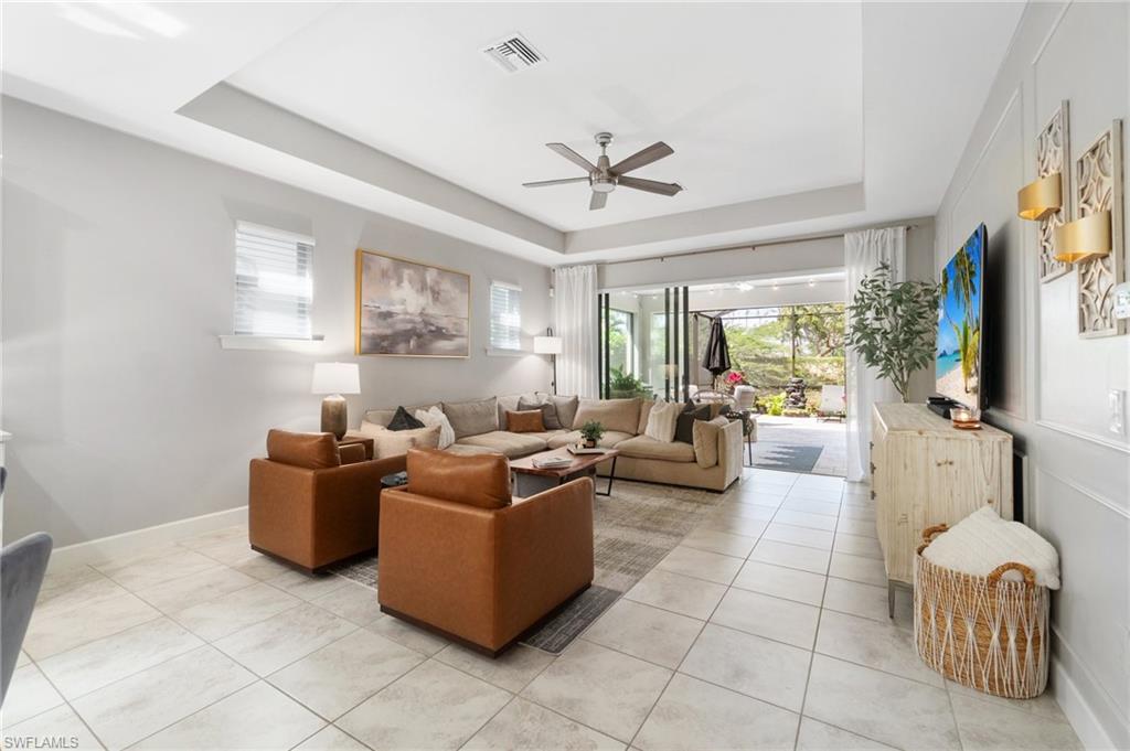 16341 Camden Lakes CIR