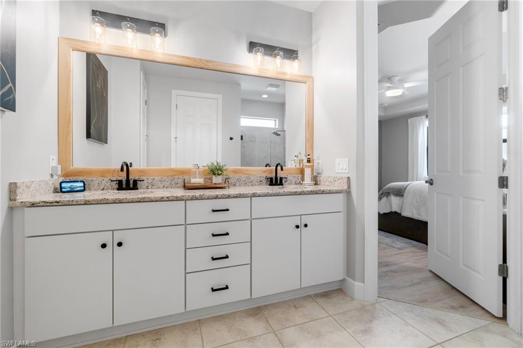 16341 Camden Lakes CIR