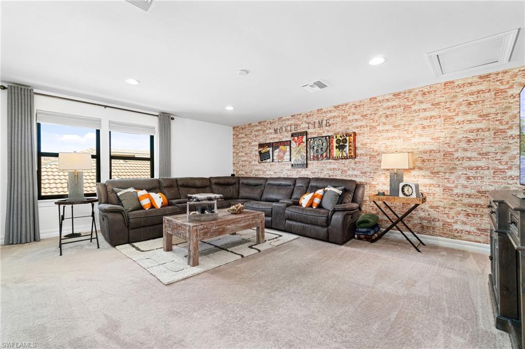 5988 Prosperity LN