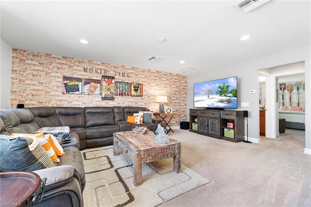 5988 Prosperity LN