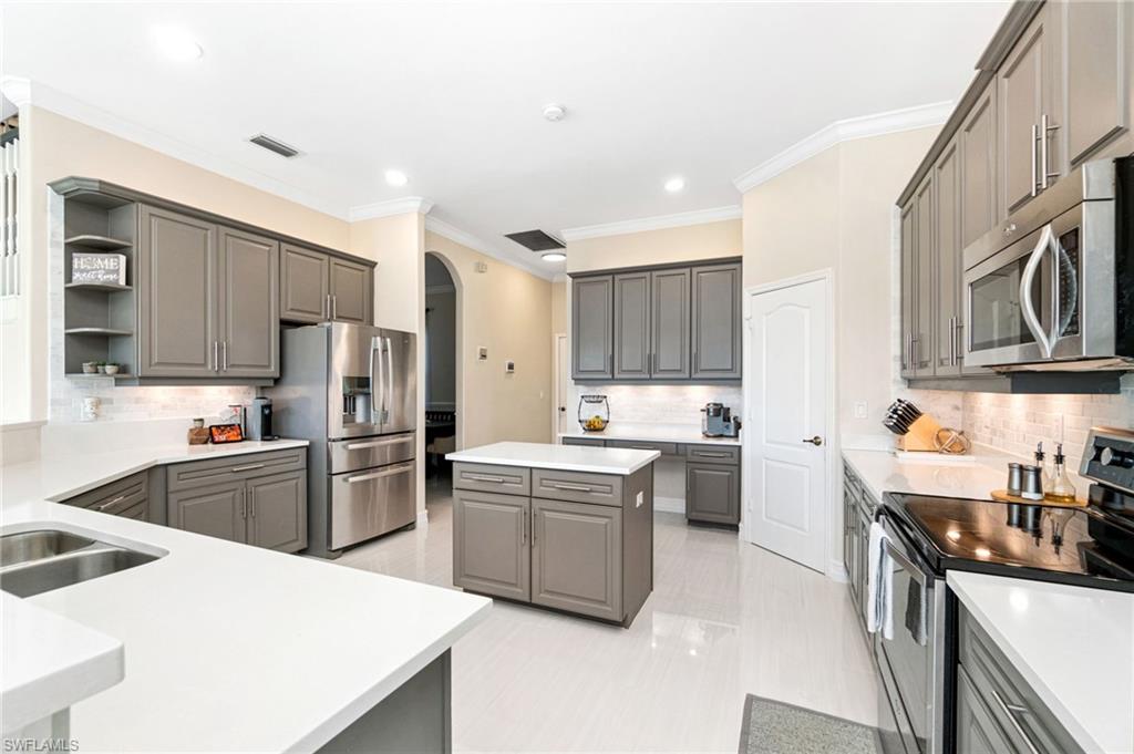 14642 Indigo Lakes CIR