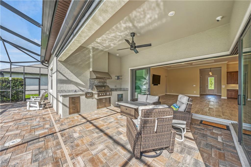 8946 Bahama Swallow WAY