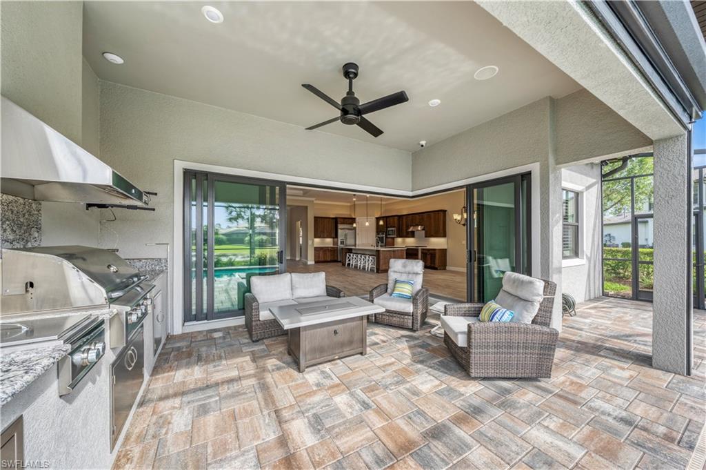 8946 Bahama Swallow WAY