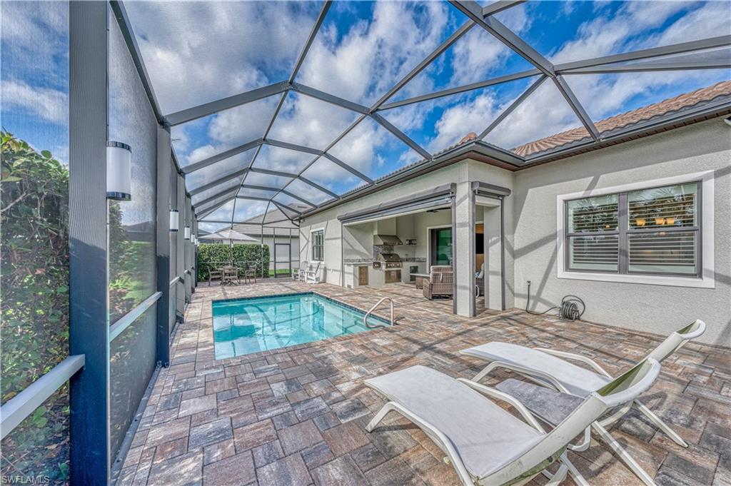 8946 Bahama Swallow WAY