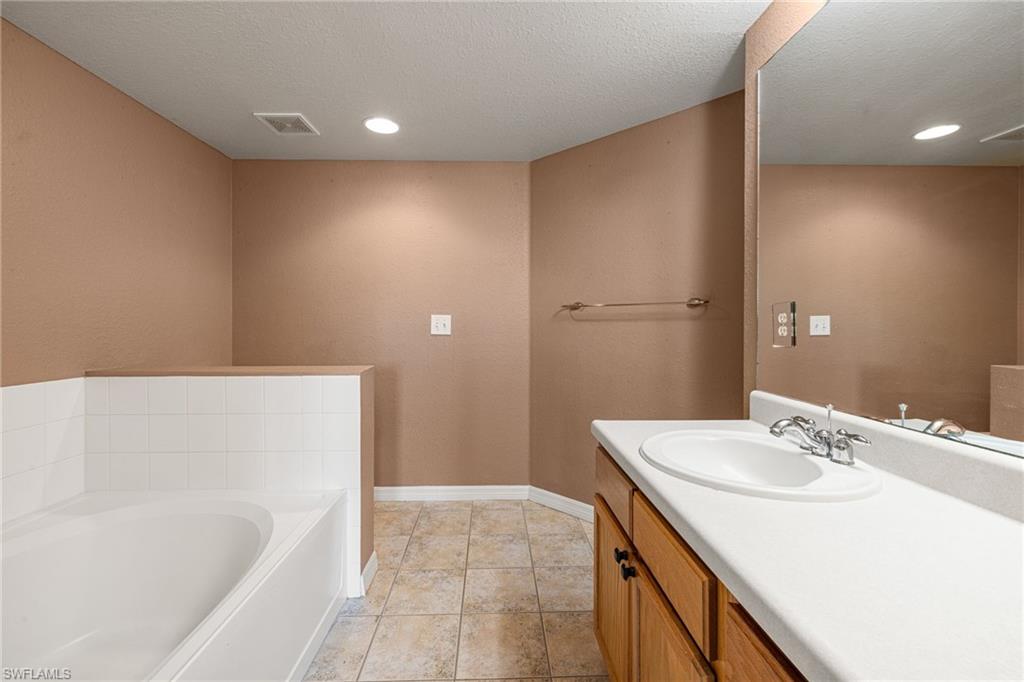 7915 Preserve CIR # 238