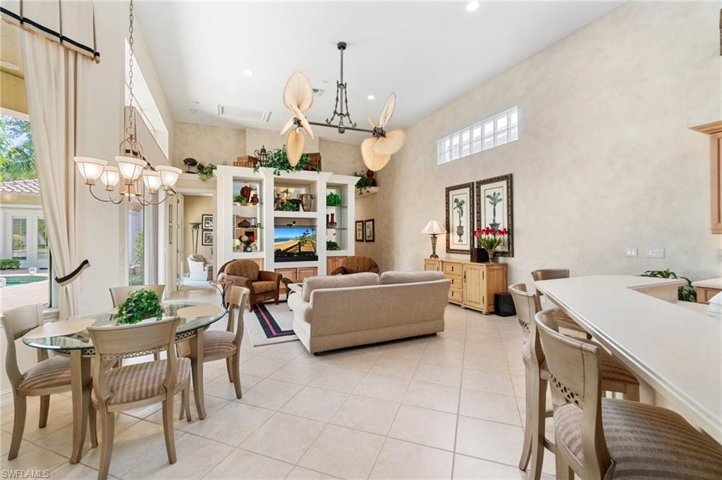 1092 Grand Isle DR