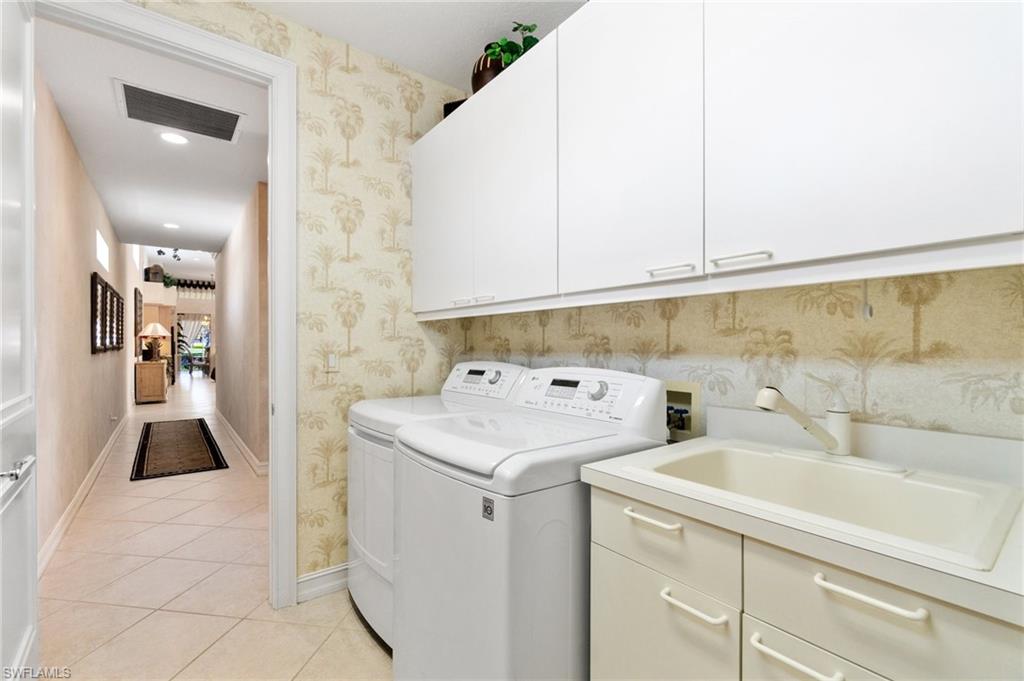 1092 Grand Isle DR