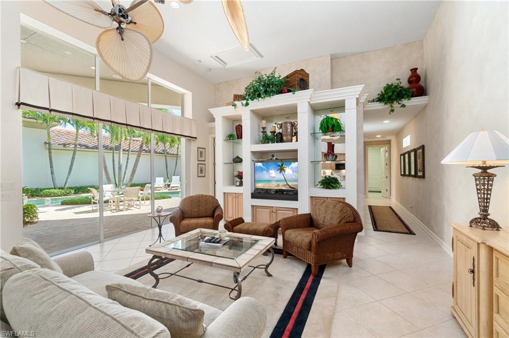 1092 Grand Isle DR