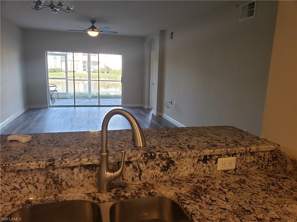 3013 Driftwood WAY # 2907