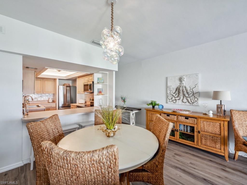 961 Swallow AVE # 304