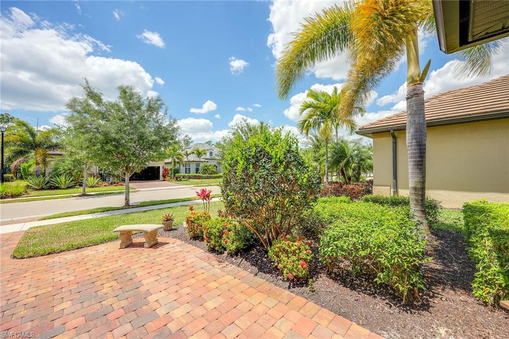 7554 Blackberry DR
