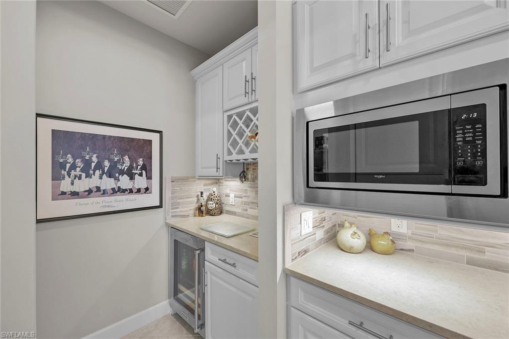 7554 Blackberry DR