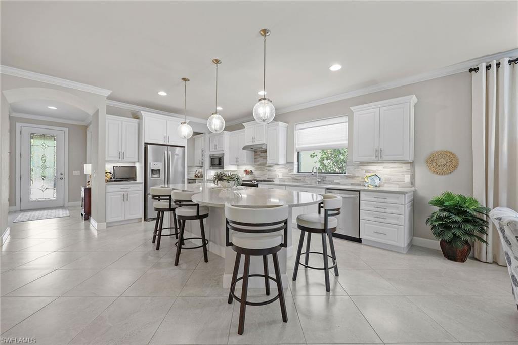 7554 Blackberry DR