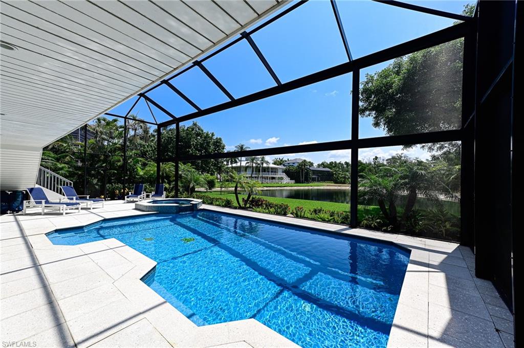 196 Topanga DR