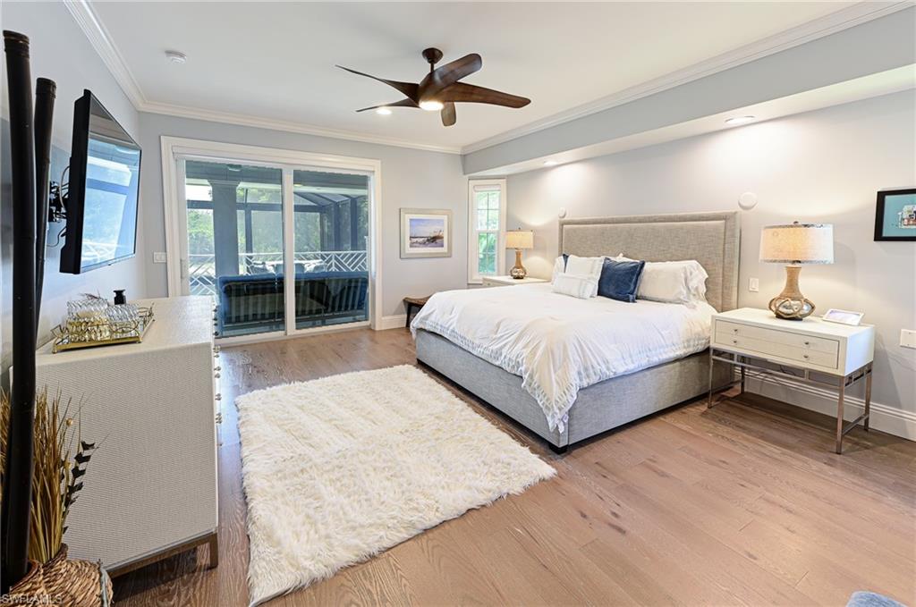 196 Topanga DR