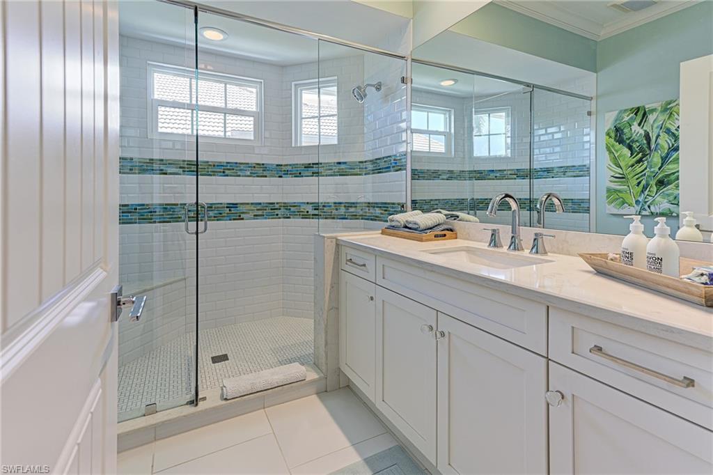 196 Topanga DR