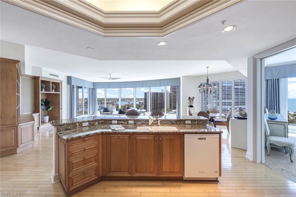 4151 Gulf Shore BLVD N # 1002