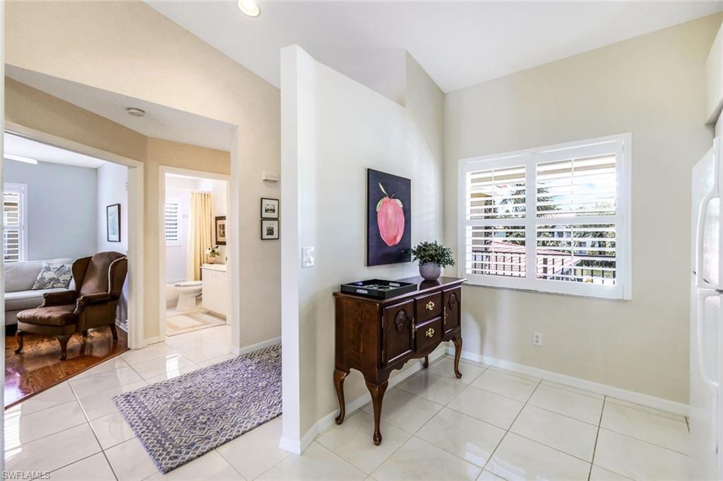6660 Huntington Lakes CIR # 204