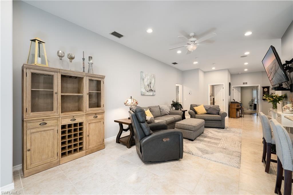 9962 Horse Creek RD