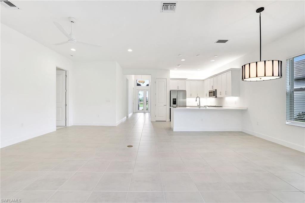 12444 Violet WAY