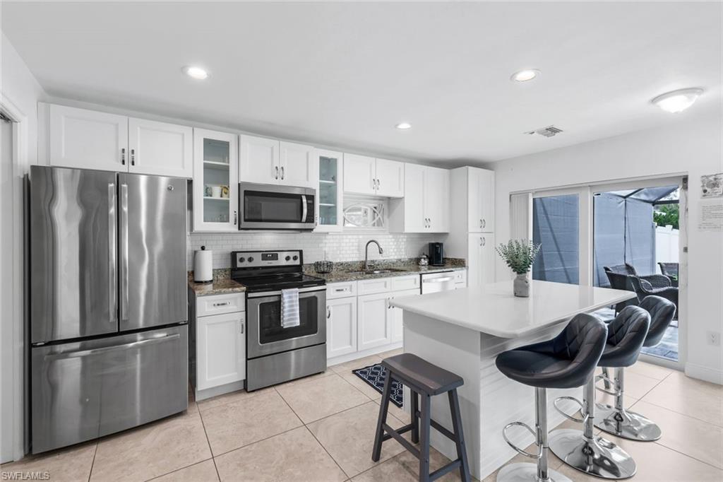 745-749 91st AVE N
