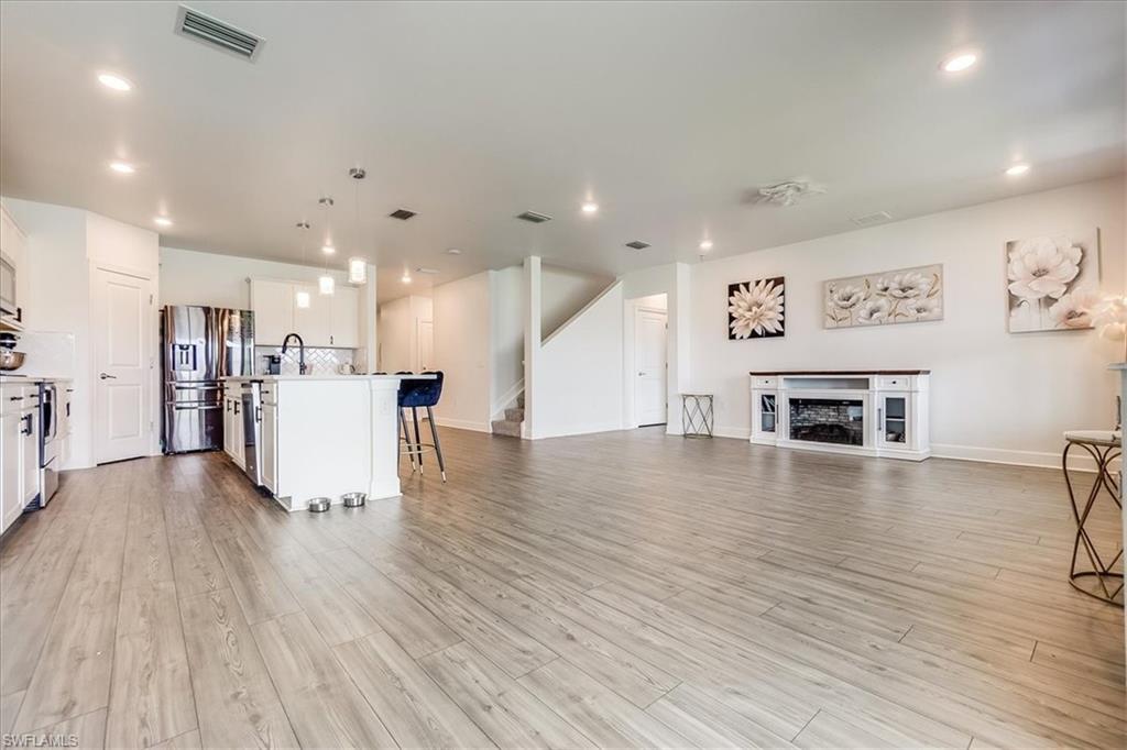 16025 Beachberry DR
